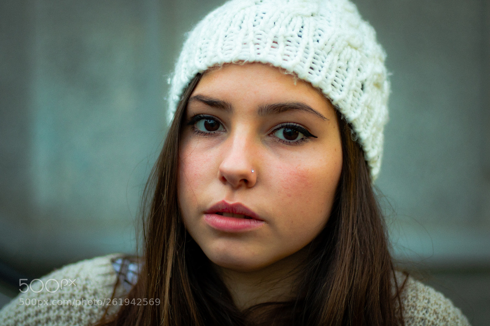 Canon EOS 750D (EOS Rebel T6i / EOS Kiss X8i) sample photo. Street portrait photography