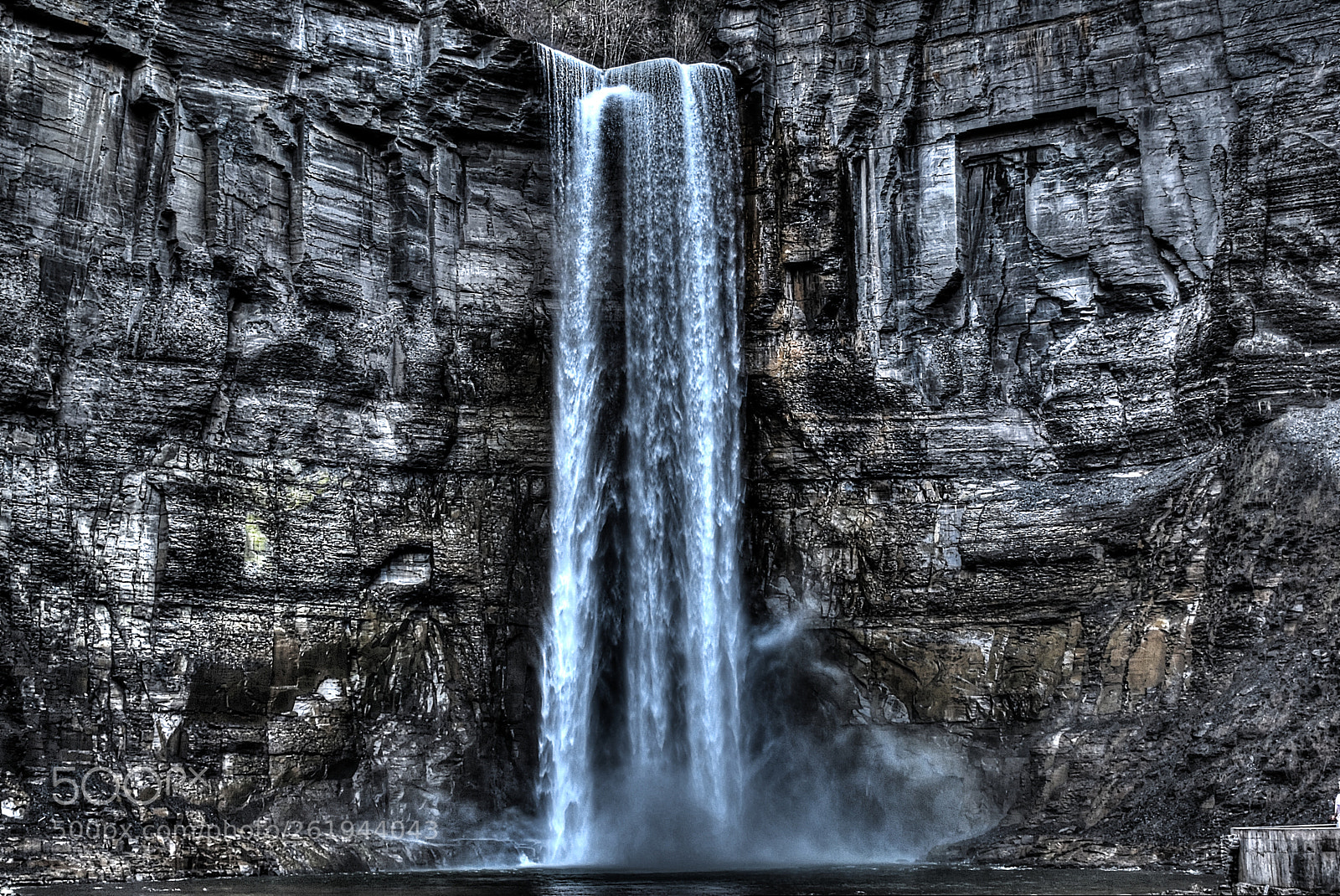 Nikon D200 sample photo. Tonemapped photography