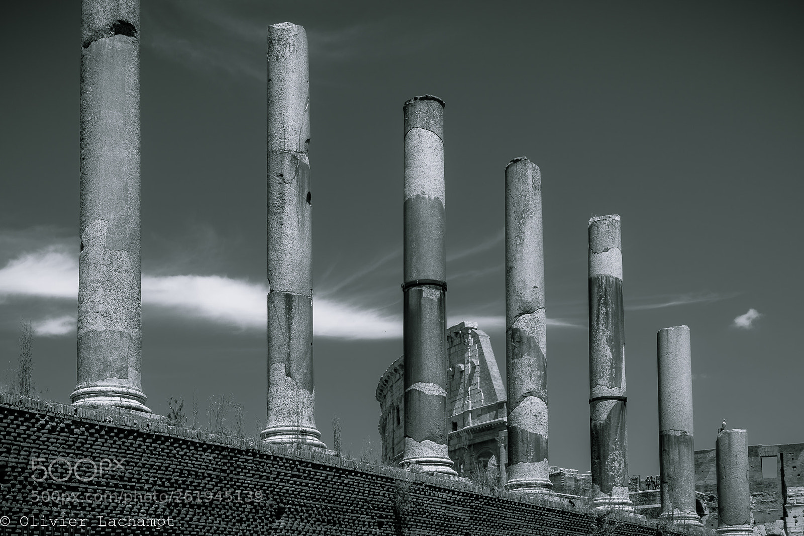 Canon EOS 7D Mark II sample photo. Rome - colosseum photography