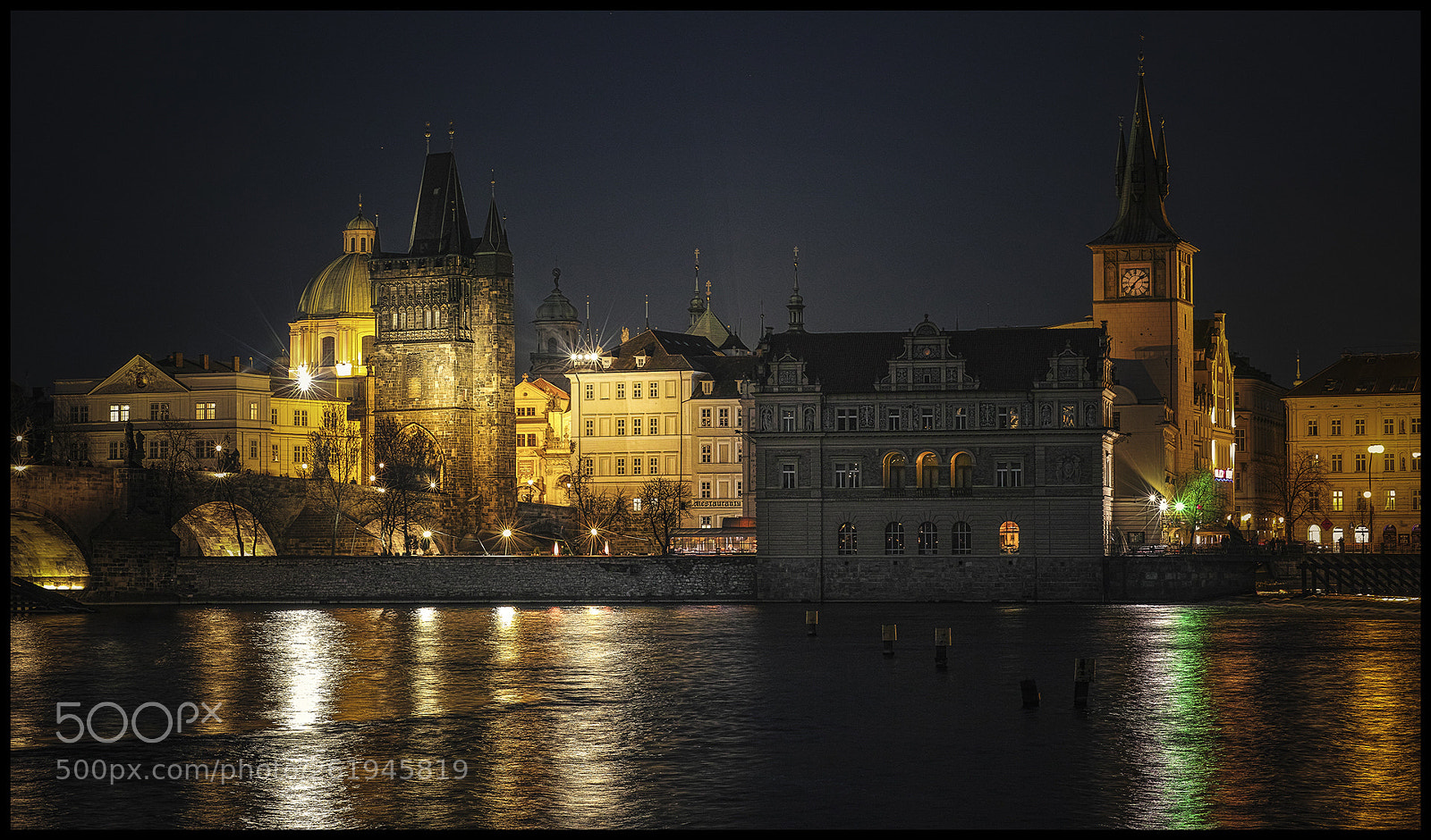 Sigma DP3 Merrill sample photo. Night prague photography