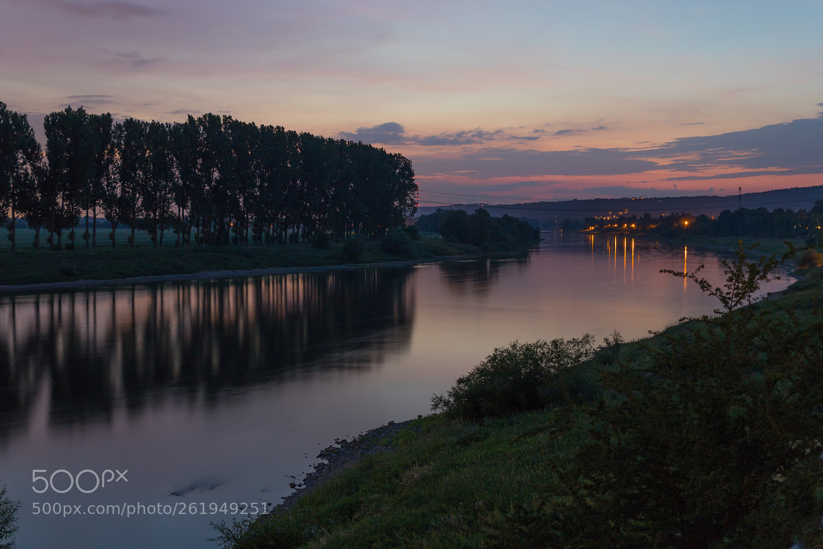 Canon EOS 6D Mark II sample photo. Sunset at elbe river photography