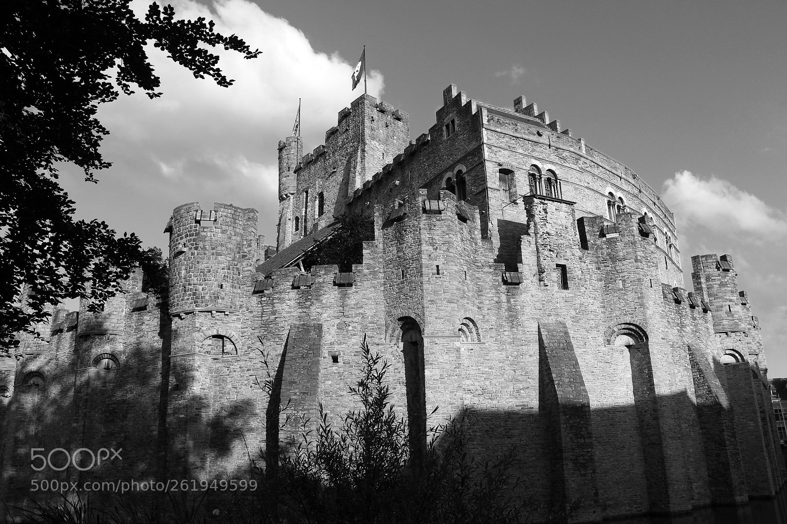 Canon EOS 700D (EOS Rebel T5i / EOS Kiss X7i) sample photo. Gravensteen photography