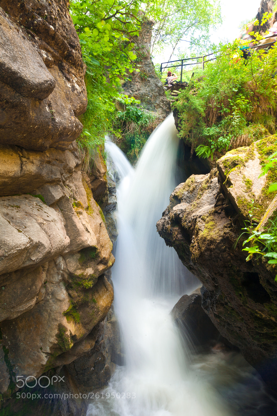 Canon EOS 5D Mark II sample photo. Waterfall photography