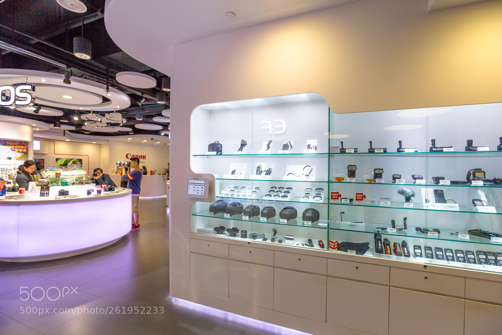 Canon EOS 5D Mark IV sample photo. Canon store in hong photography
