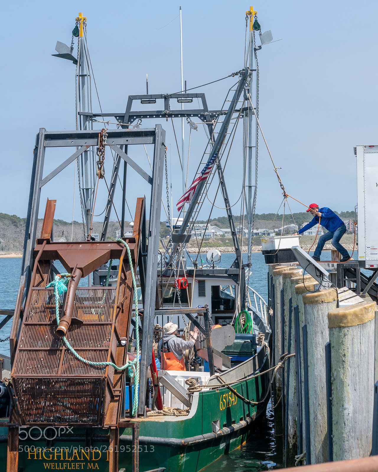 Sony a7R II sample photo. Loading the catch photography