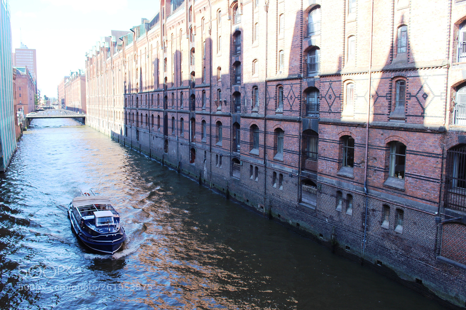 Canon EOS 700D (EOS Rebel T5i / EOS Kiss X7i) sample photo. Speicherstadt hamburg photography