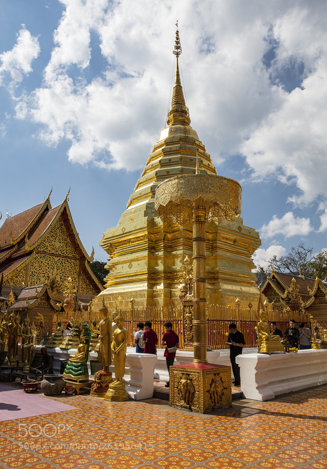 Canon EOS 5DS sample photo. Pagoda wat phra that photography