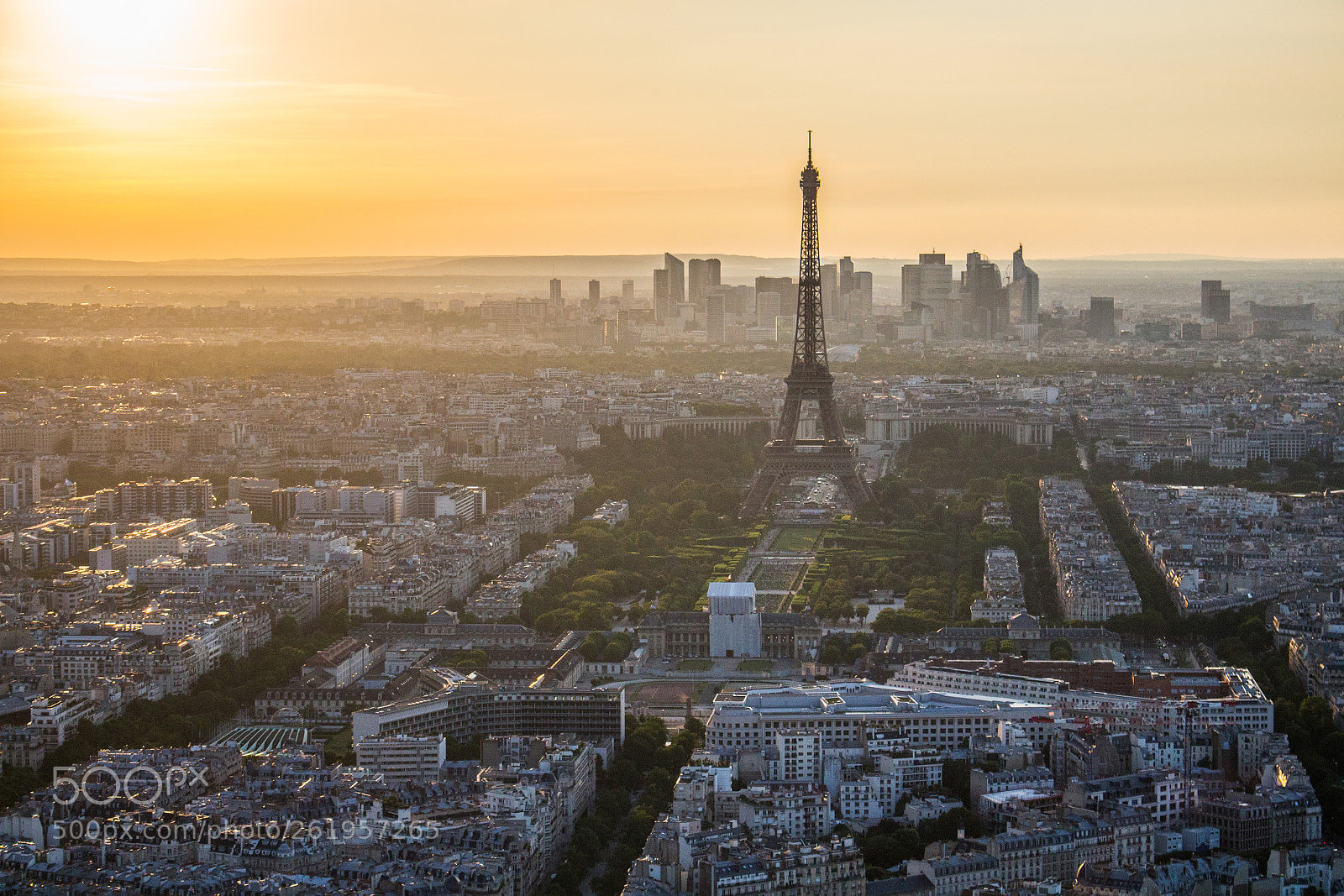 Canon EOS 700D (EOS Rebel T5i / EOS Kiss X7i) sample photo. Eiffel sunset photography