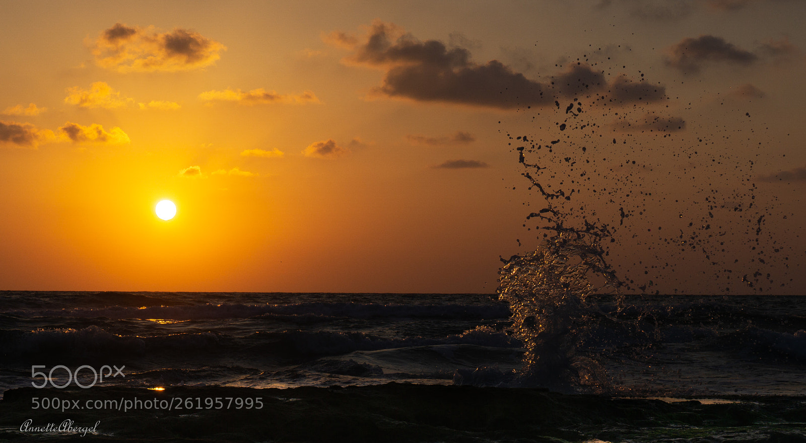 Sony a6000 sample photo. Splash in the sunset photography