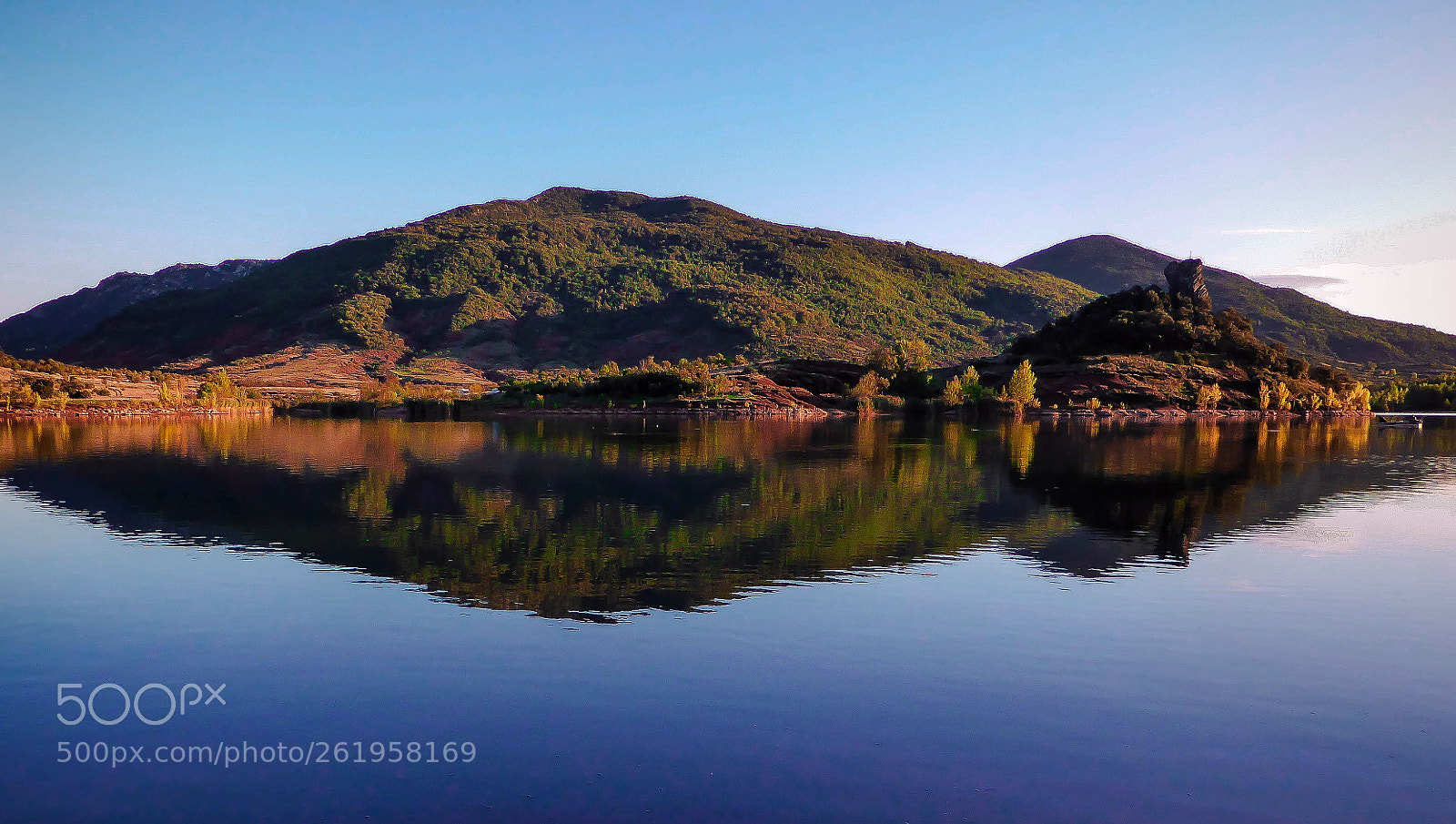 Panasonic Lumix DMC-ZS30 (Lumix DMC-TZ40) sample photo. Salagou's lake photography