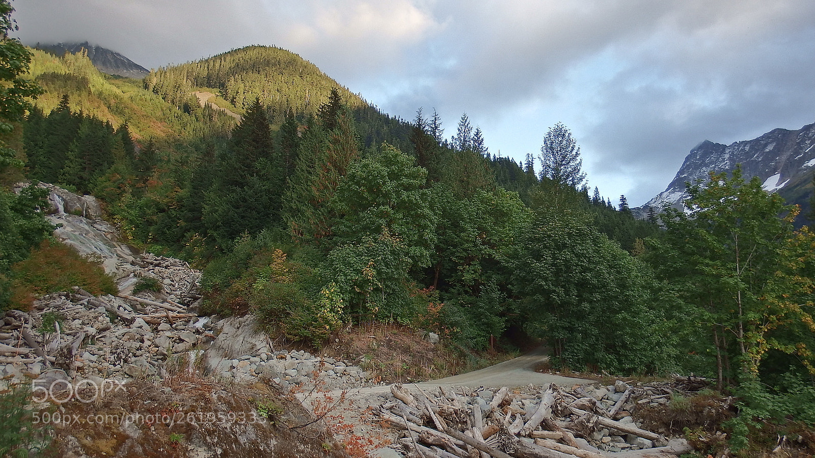 Fujifilm FinePix S1 sample photo. North cascades national park photography