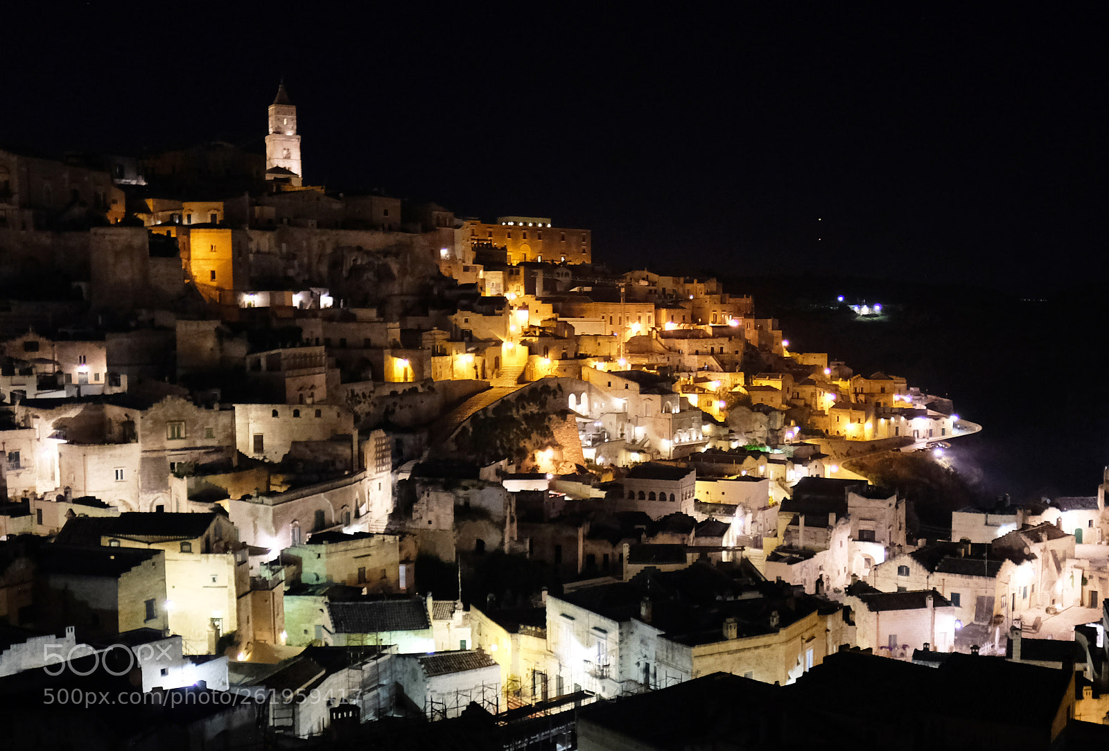 Fujifilm X-Pro2 sample photo. Sasso "caveoso", night photography