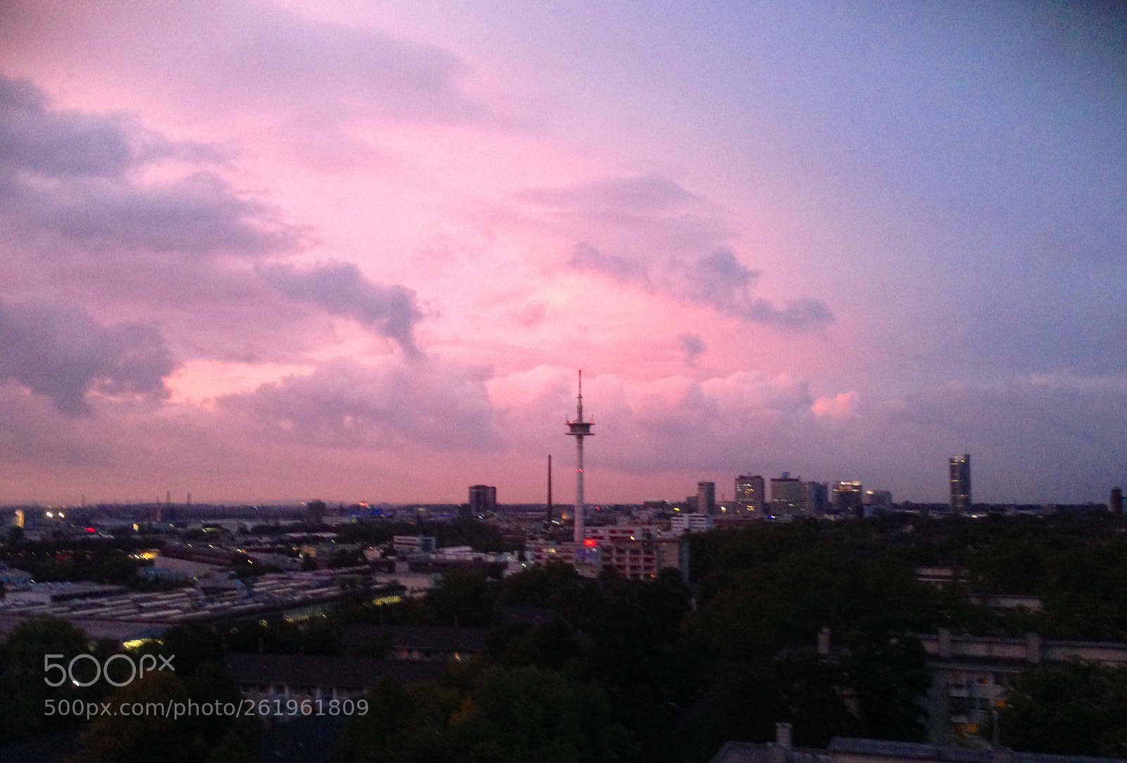 Apple iPhone 5 sample photo. Essen my city  photography