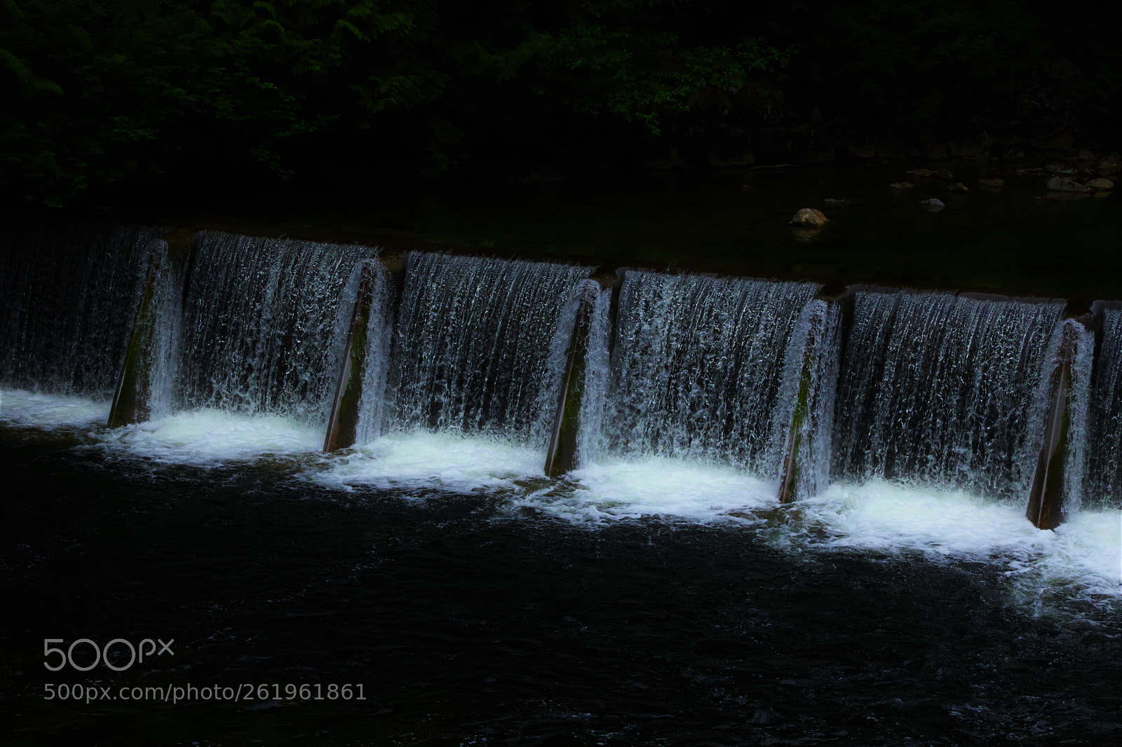 Canon EOS 6D Mark II sample photo. Curtain -- 水帘 photography