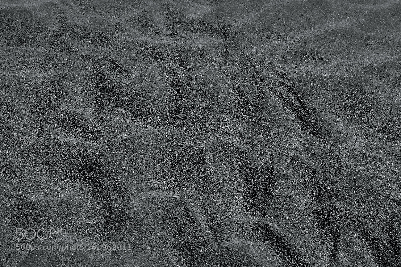 Pentax K-r sample photo. Sand in black and photography