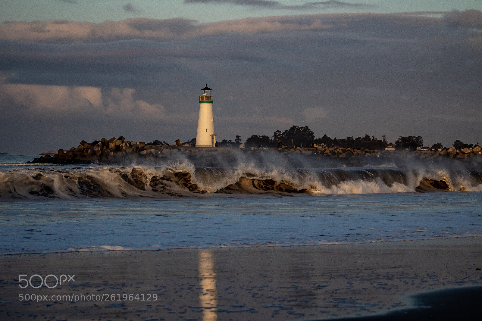 Canon EOS 1300D (EOS Rebel T6 / EOS Kiss X80) sample photo. Walton lighthouse photography