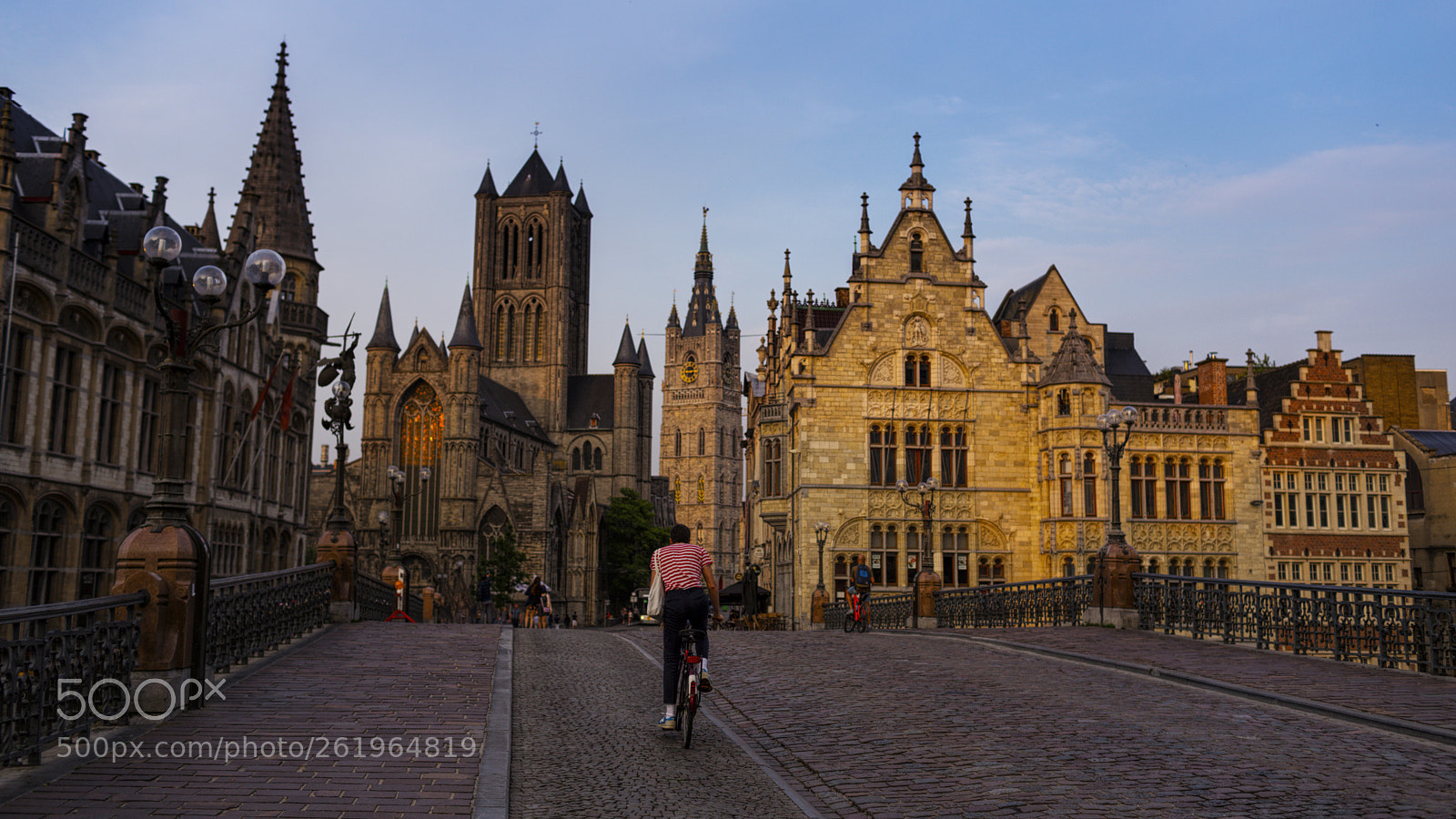 Canon EOS 6D sample photo. Cycling in ghent photography