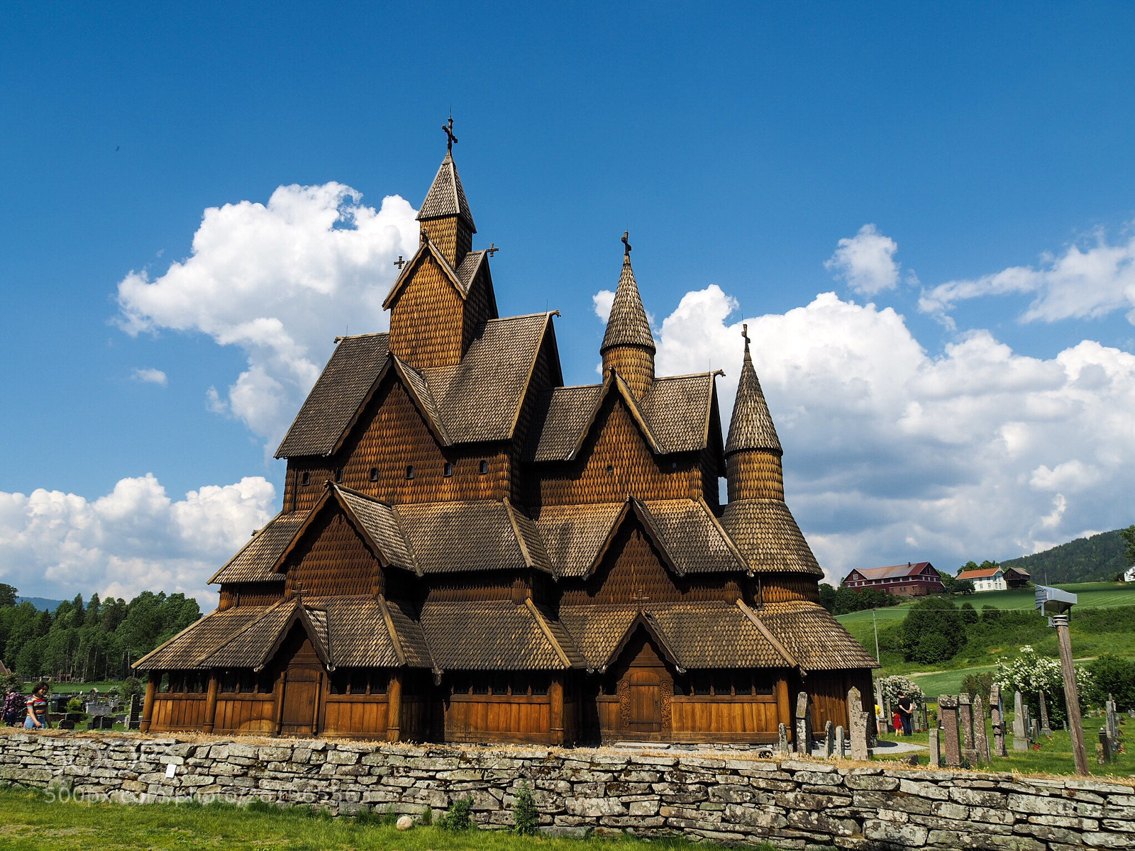 Olympus OM-D E-M5 II sample photo. Stave church heddal photography