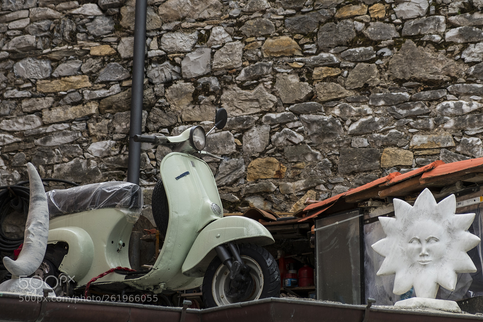 Fujifilm X-T20 sample photo. Walking around photography