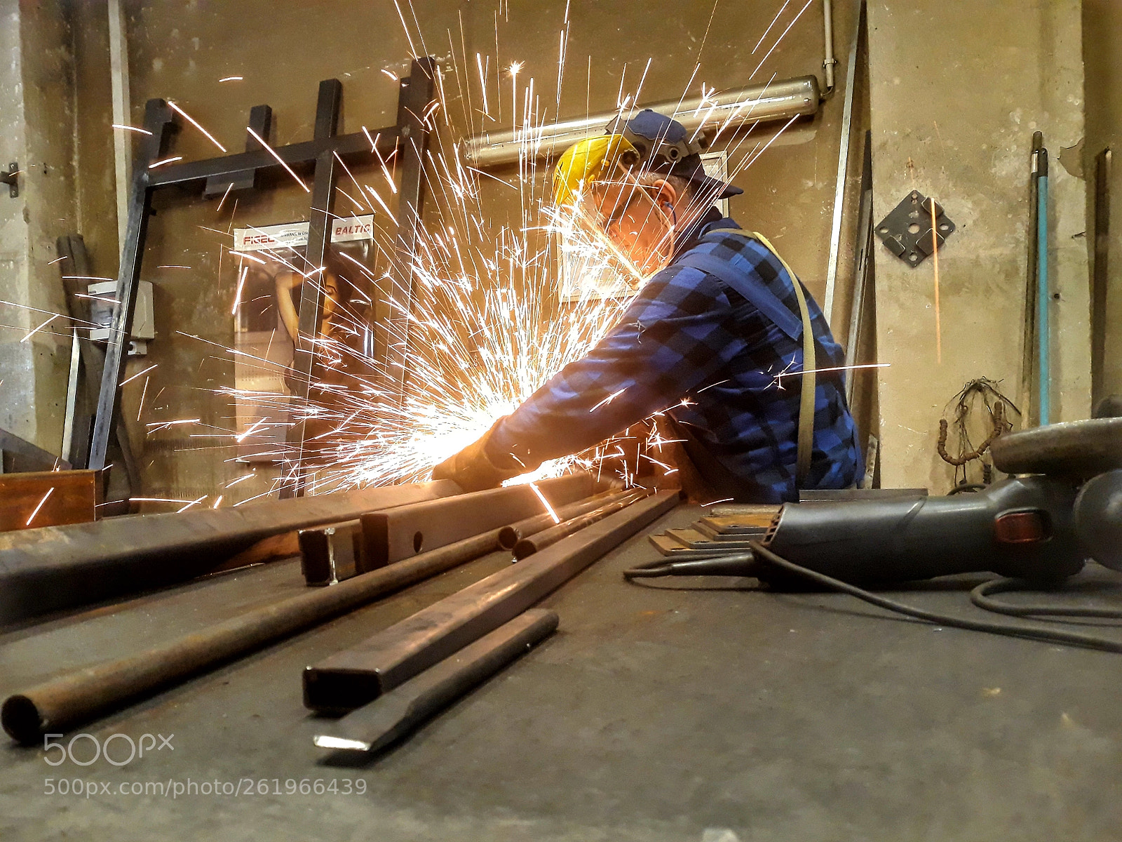 Samsung Galaxy J7 sample photo. Man at work photography