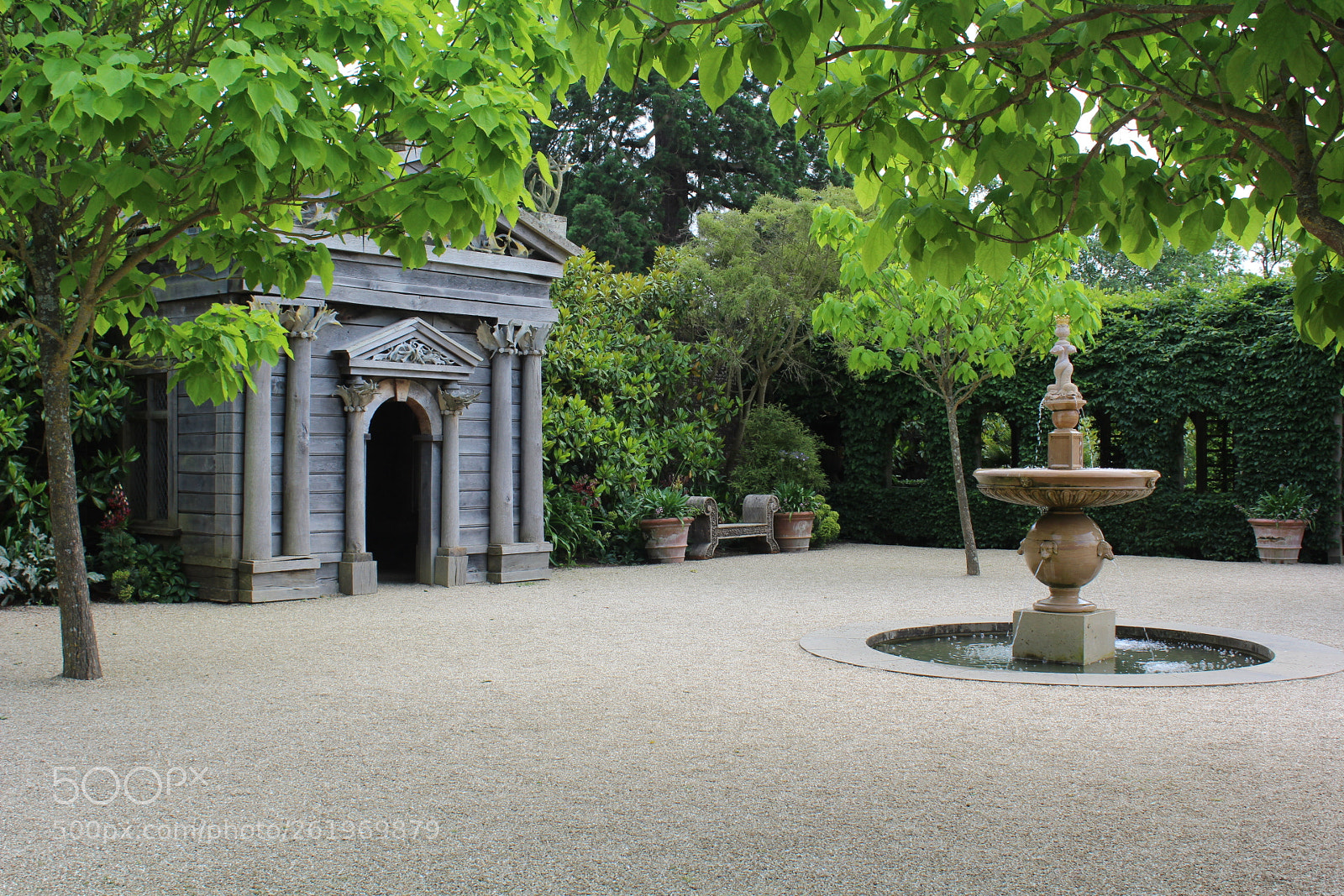 Canon EOS 1300D (EOS Rebel T6 / EOS Kiss X80) sample photo. Arundel castel, garden photography