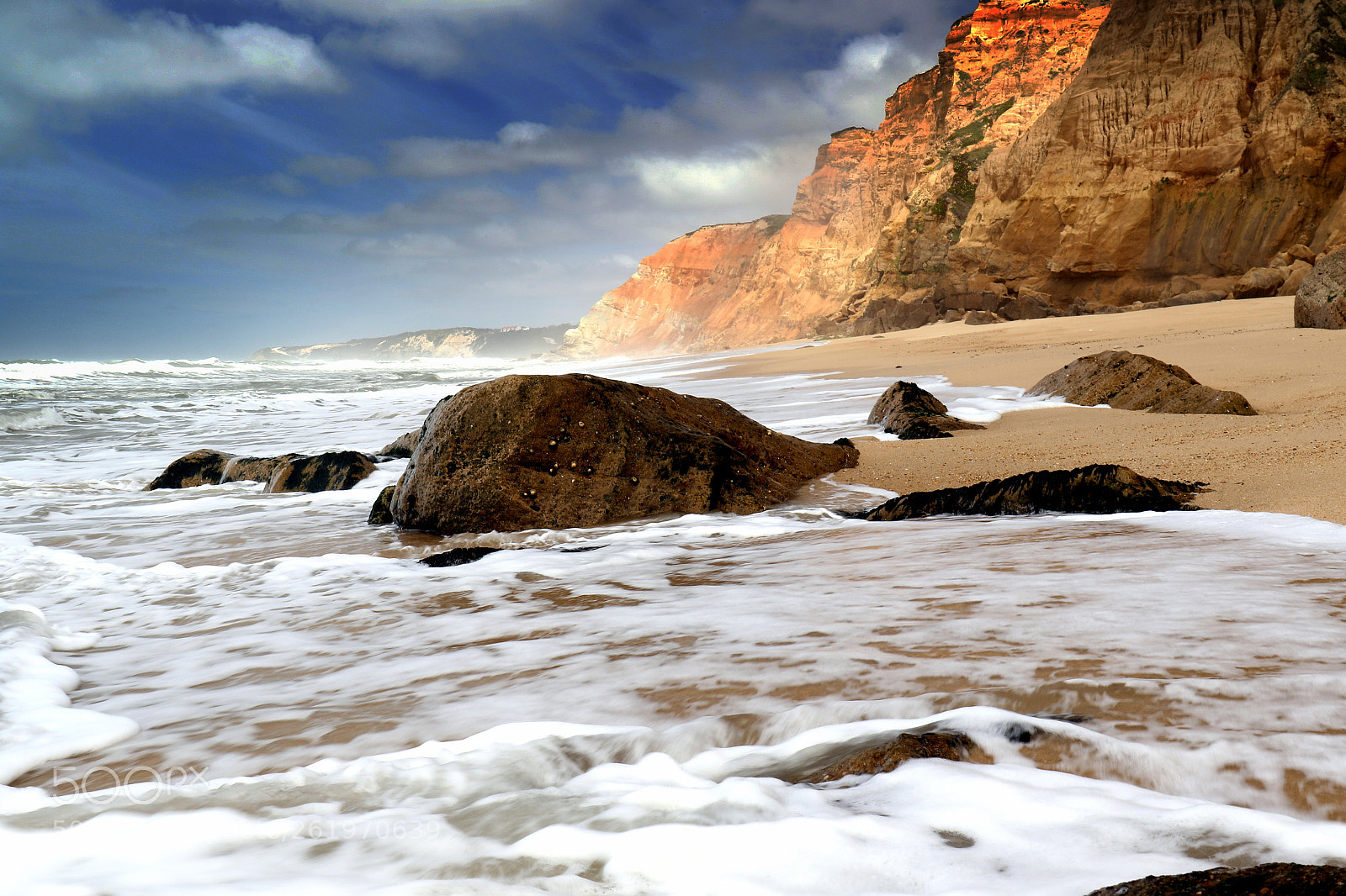 Canon EF 24-70mm F4L IS USM sample photo. Water and cliffs photography