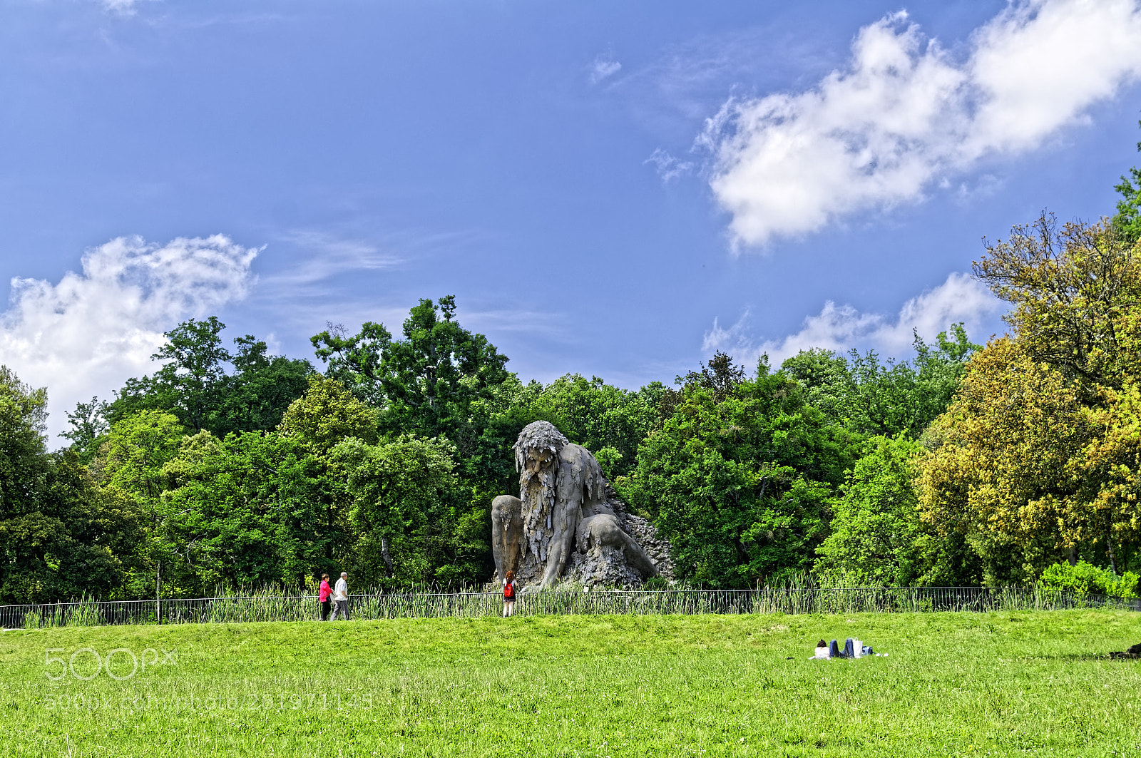 Nikon AF-S DX Nikkor 35mm F1.8G sample photo. Pratolino photography