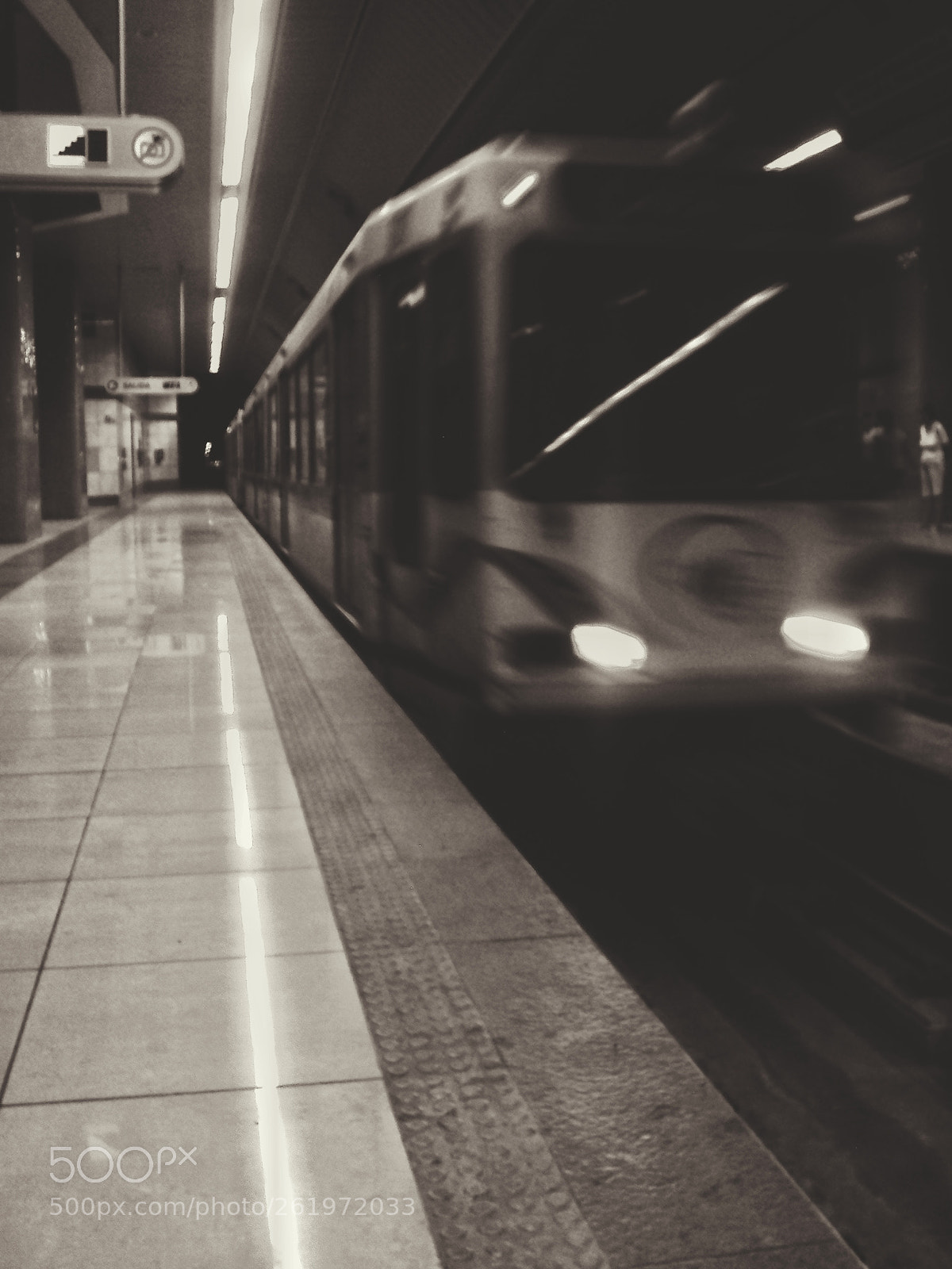 Sony DSC-W180 sample photo. Metro of valencia venezuela photography