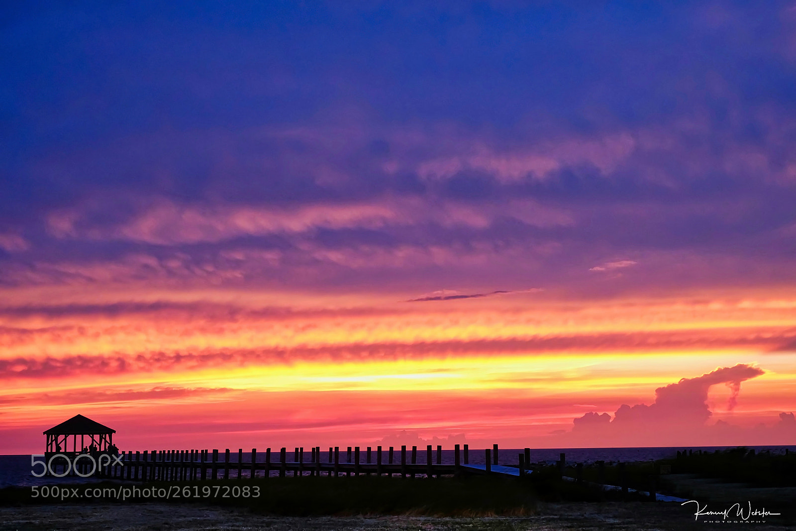 Fujifilm X-T1 sample photo. Over the sound. photography