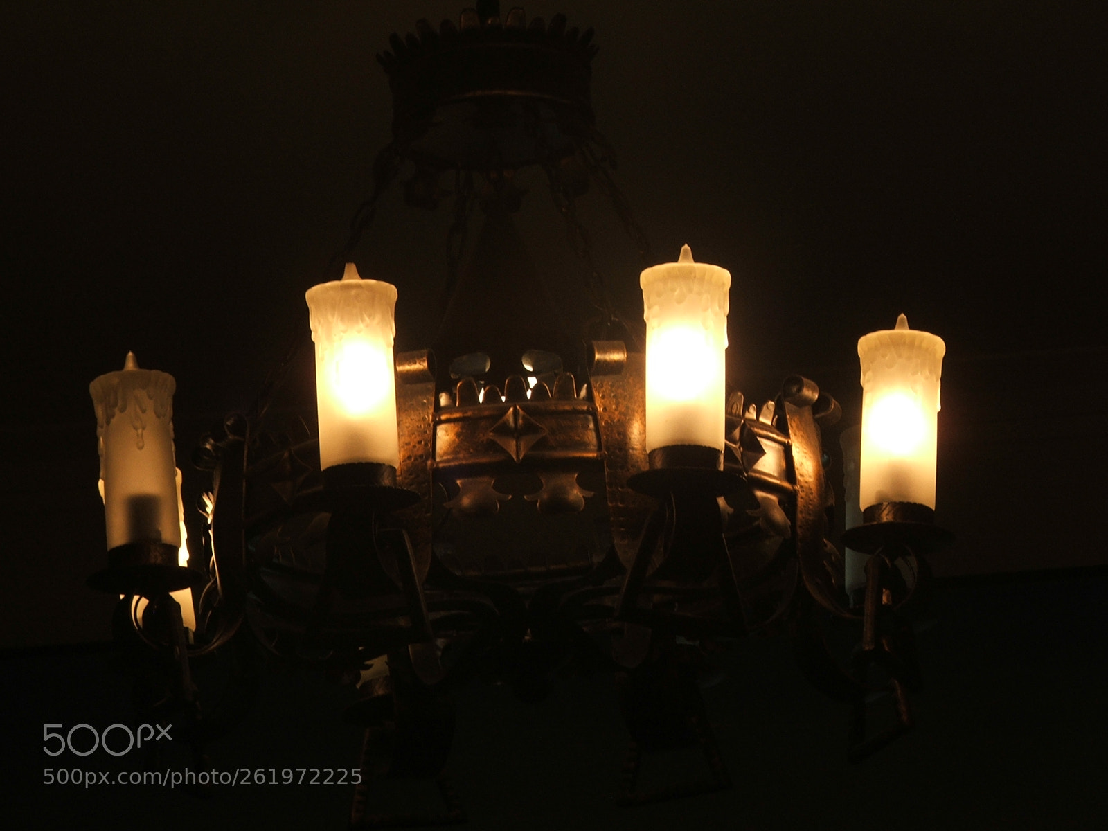 Fujifilm FinePix S5500 sample photo. Chandelier photography