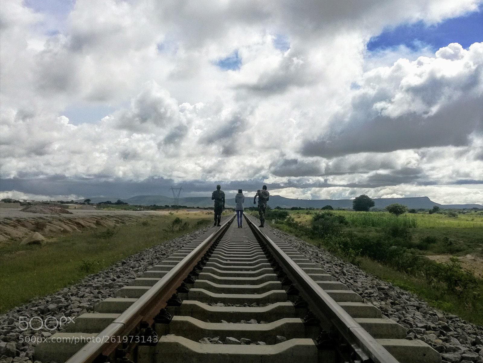 HUAWEI P9 LITE sample photo. Escoltado ao infinito photography