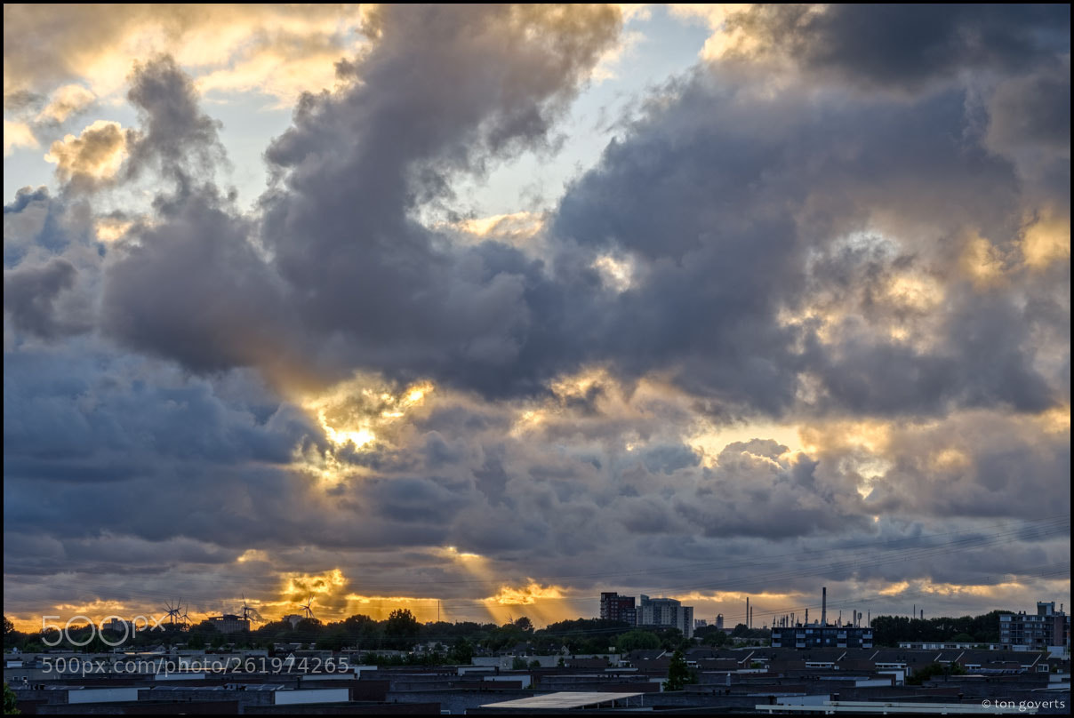 Fujifilm X-T2 sample photo. Evening light photography