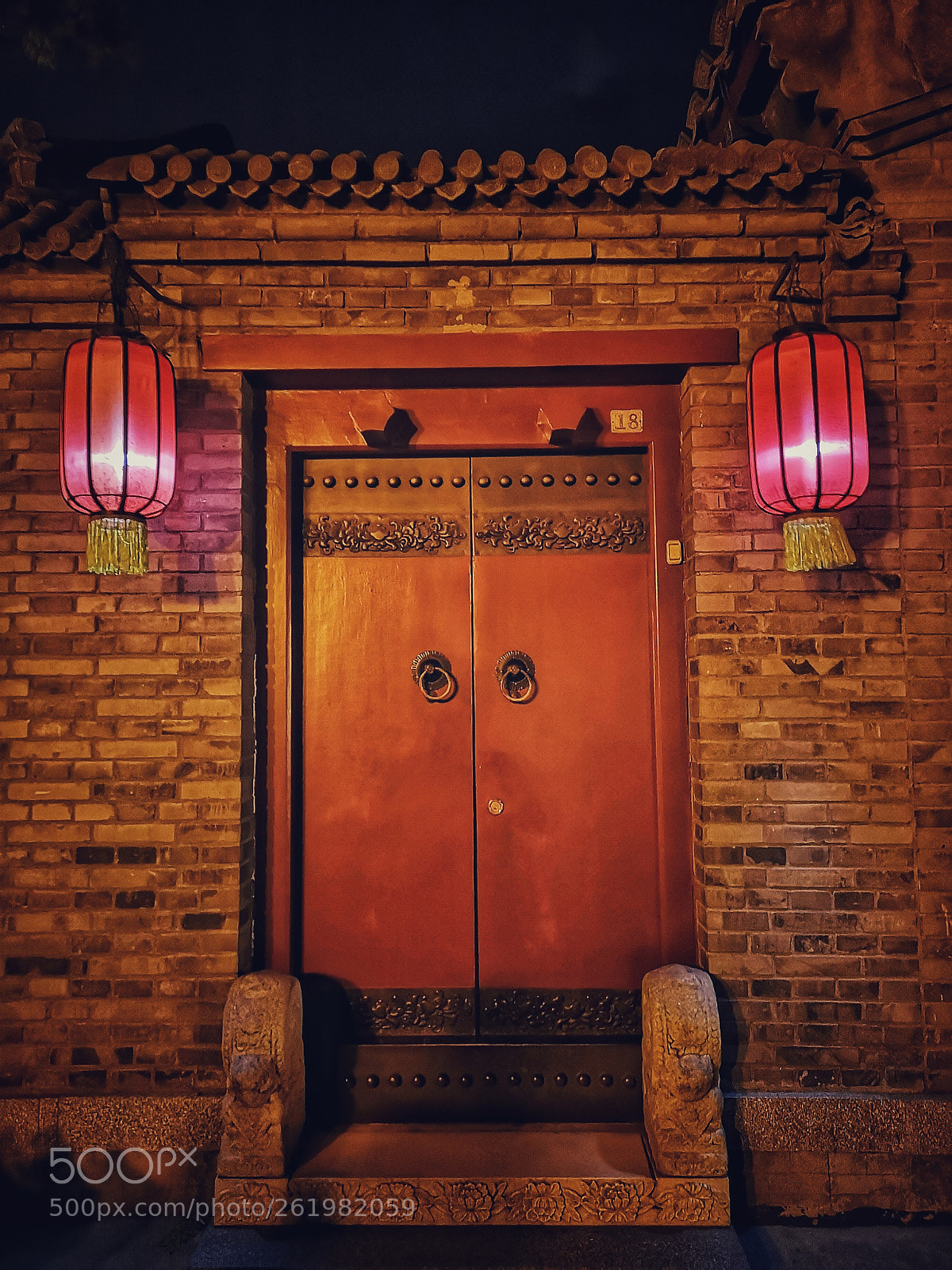 HUAWEI P20 Pro sample photo. Door photography