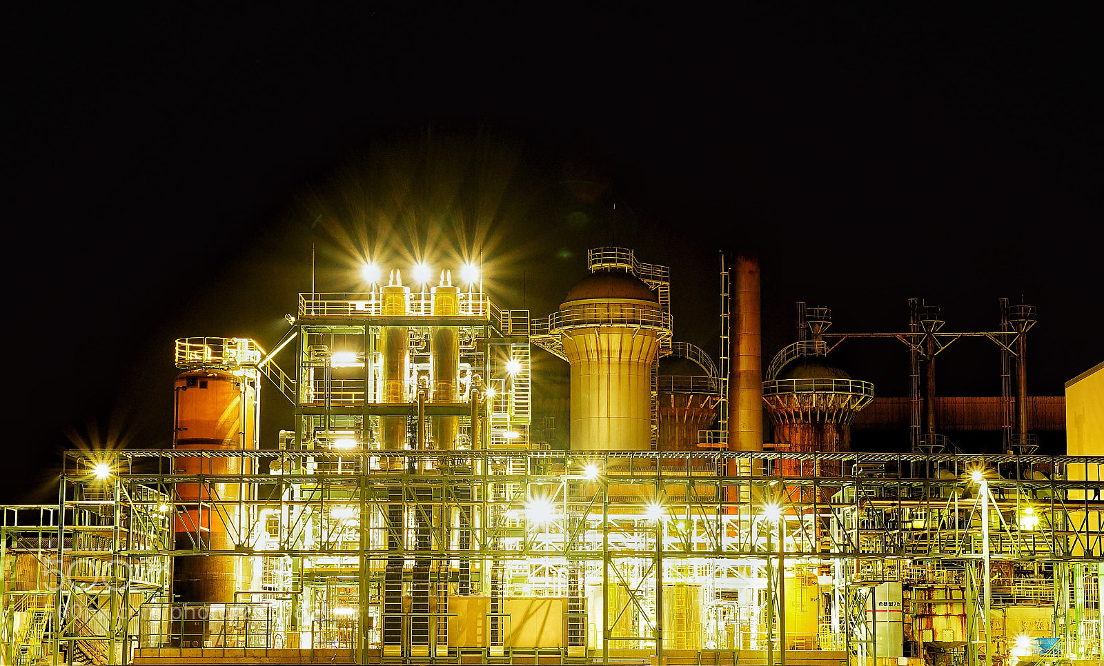 Sony a7 II sample photo. Blighted factory photography