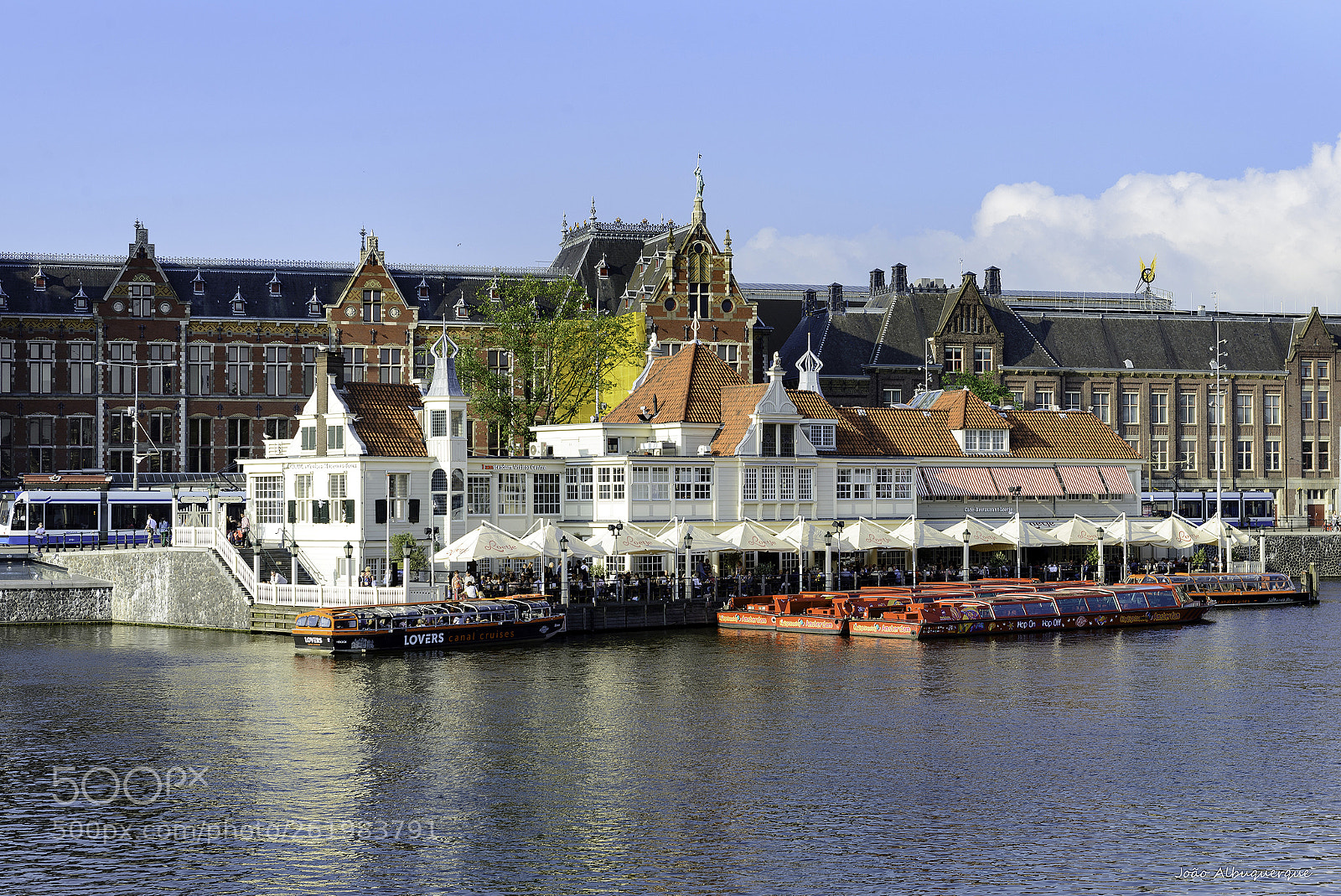 Nikon D600 sample photo. Amsterdam's train station photography