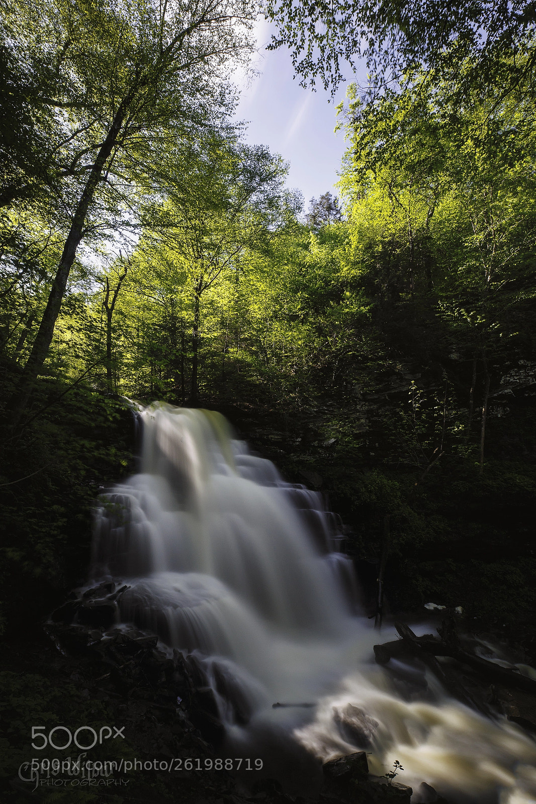 Canon EOS 6D sample photo. Erie rays of light photography