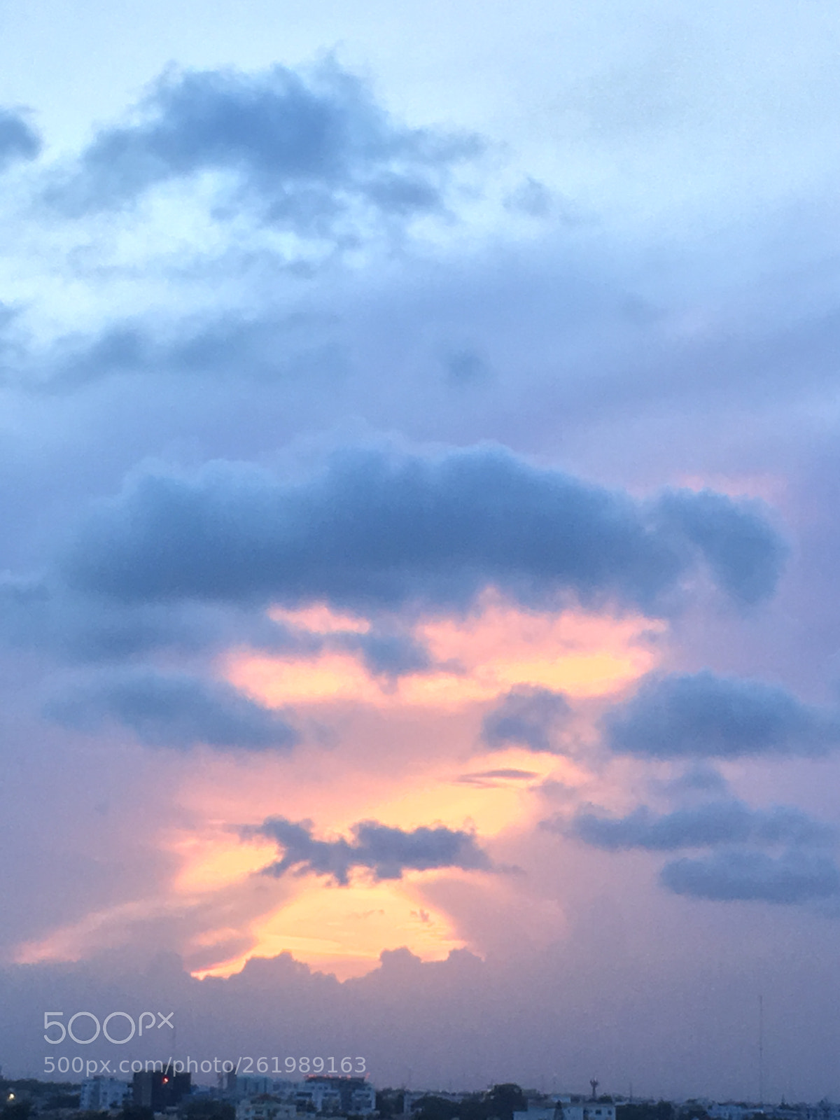 Apple iPhone SE sample photo. Img photography