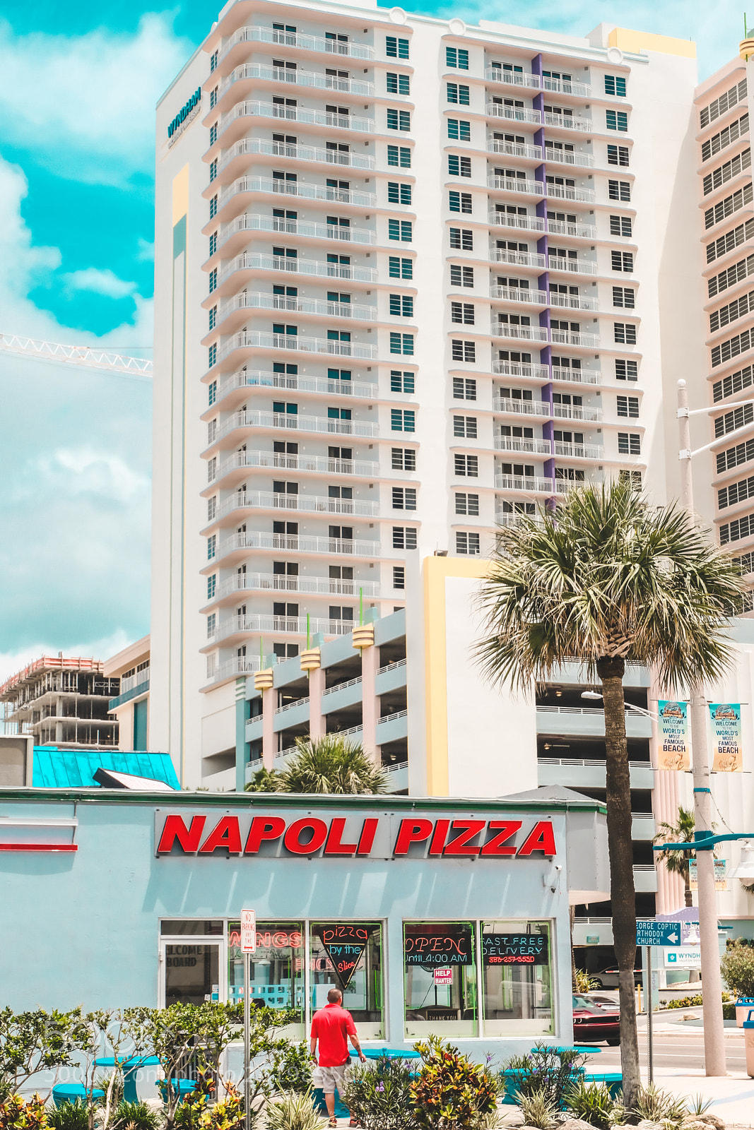 Fujifilm X-T20 sample photo. Pizza joint photography