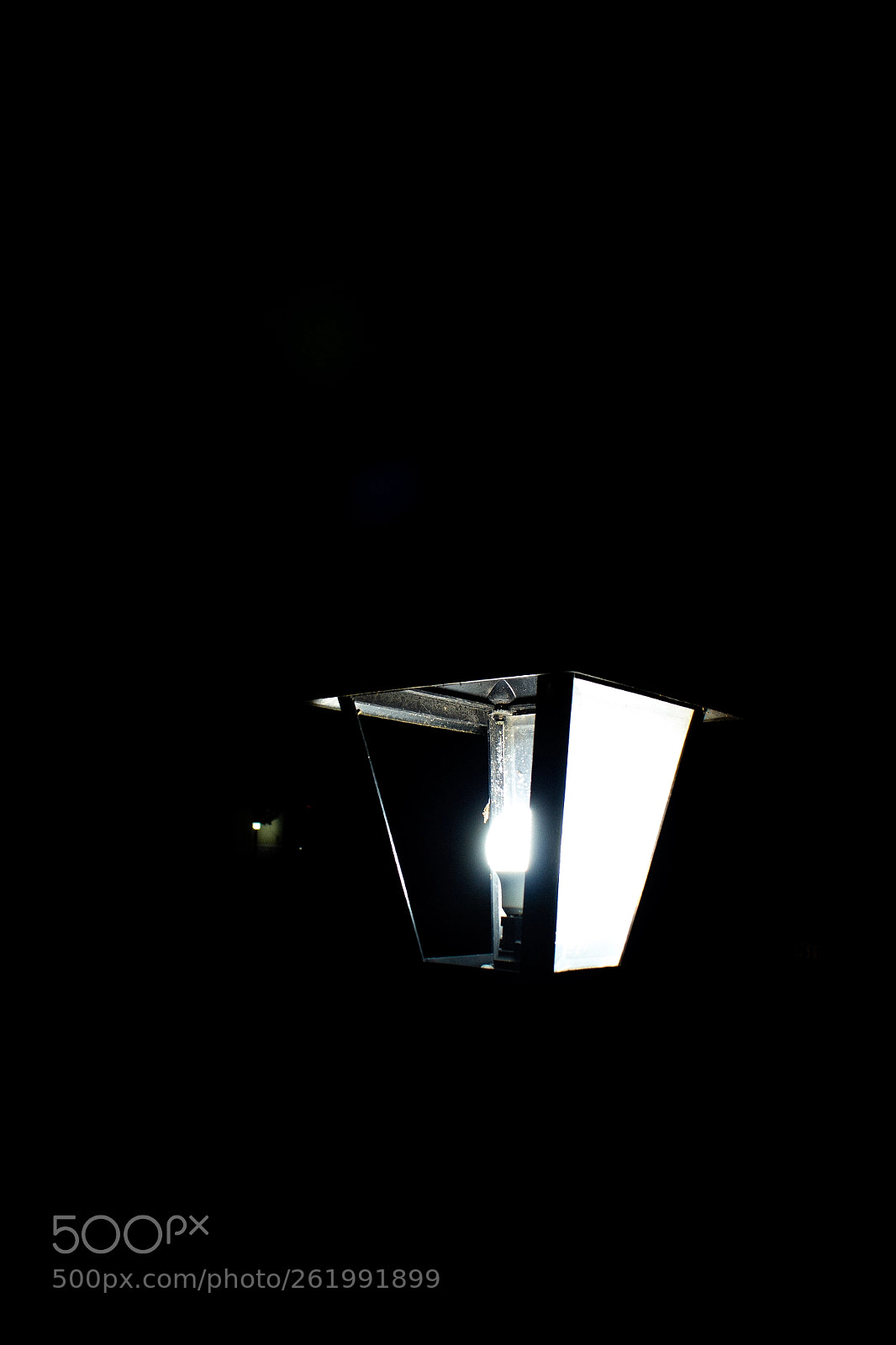 Canon EOS 700D (EOS Rebel T5i / EOS Kiss X7i) sample photo. Streetlight photography