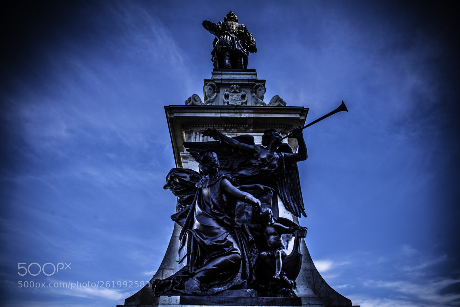 Nikon D810 sample photo. The city square, qu photography