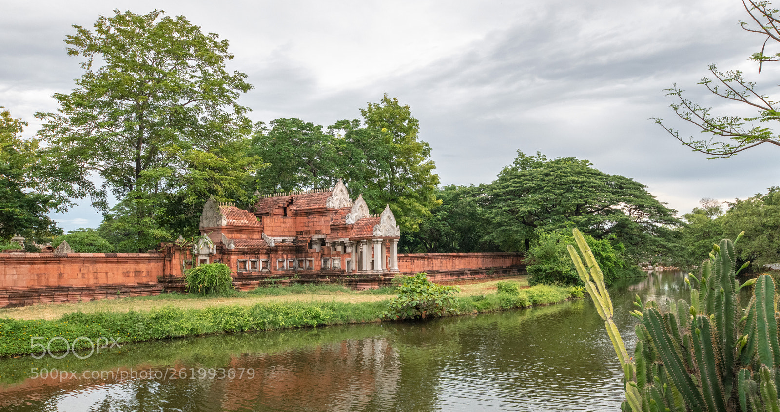 Nikon D850 sample photo. Mur d'enceinte photography