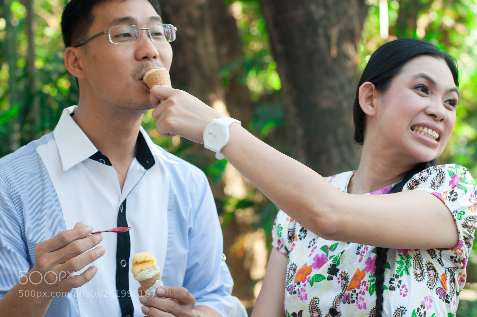 Nikon D90 sample photo. () white photography