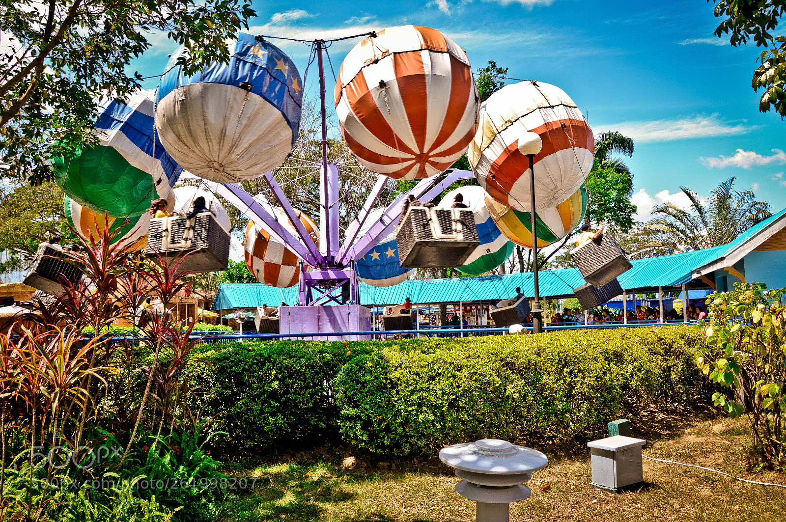 Nikon D90 sample photo. Balloon photography