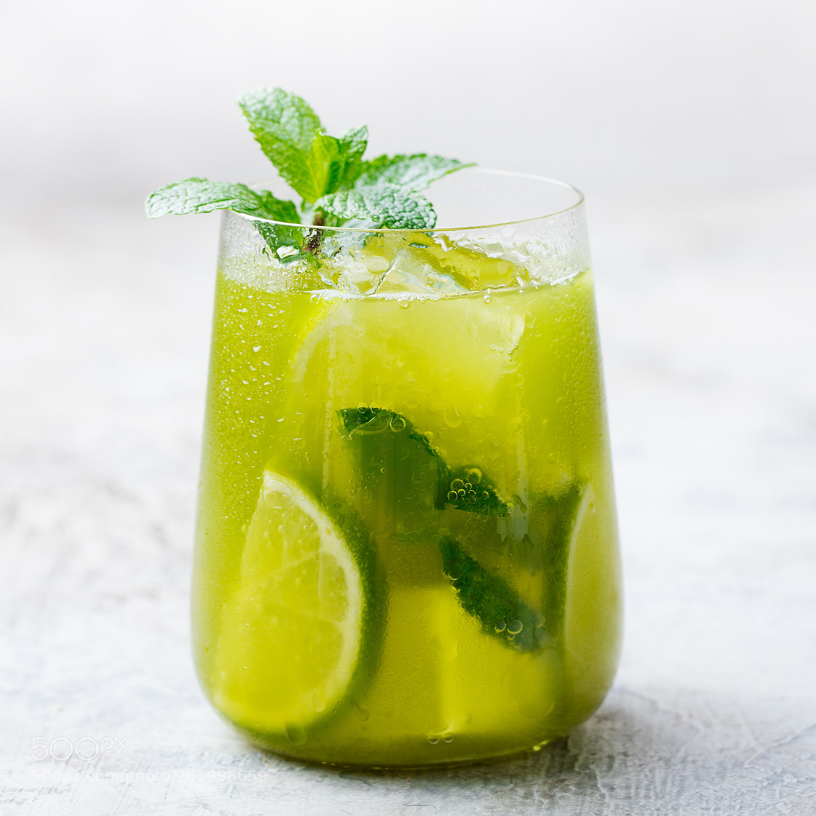 Canon EOS 5DS sample photo. Matcha iced green tea photography