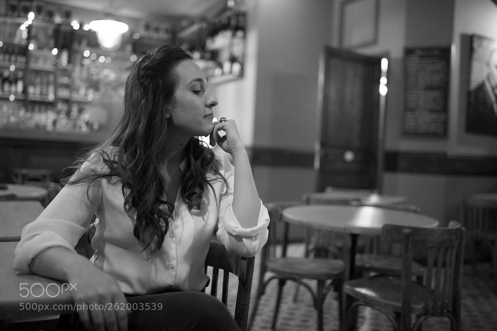 Canon EOS 5D Mark IV sample photo. Marion bar restaurant les photography