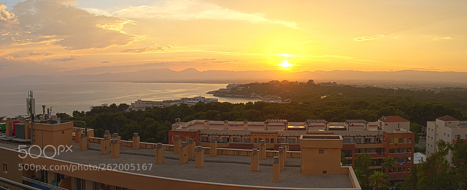 Panasonic Lumix DMC-G5 sample photo. Sunset in costa dorada photography