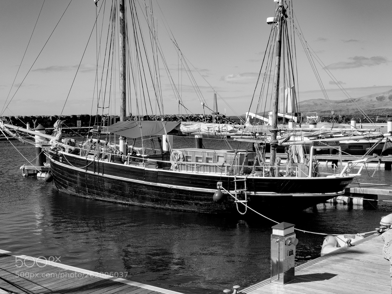 Panasonic Lumix DC-G9 sample photo. Grace of aberdeen  photography