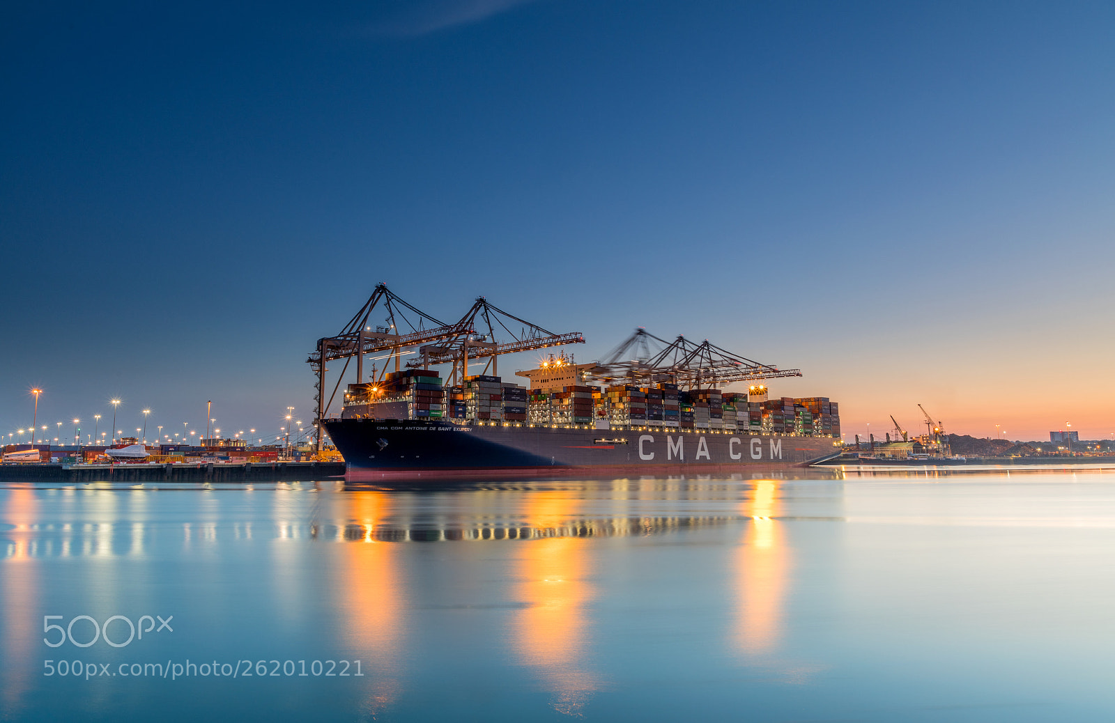 Canon EOS 5D Mark IV sample photo. Cranes at work photography