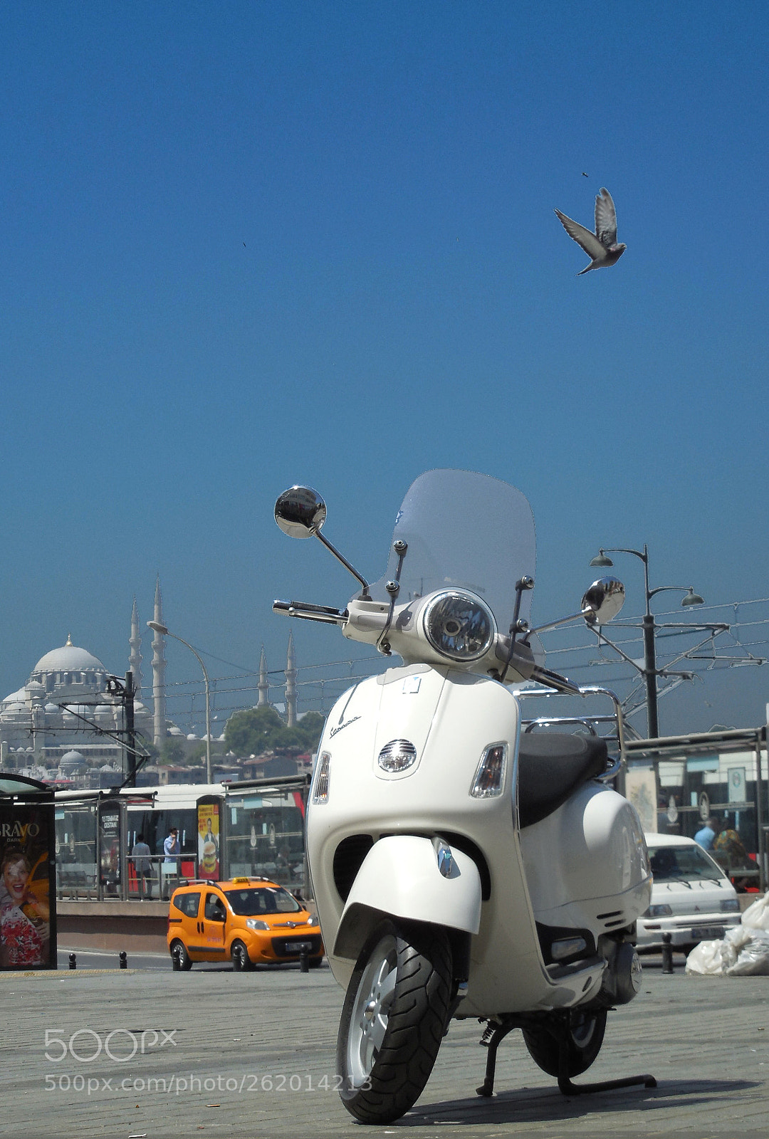 Nikon Coolpix L610 sample photo. The small scooter in photography