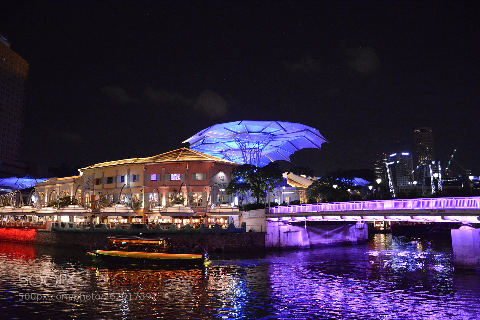 Nikon D5200 sample photo. Blue brolley photography